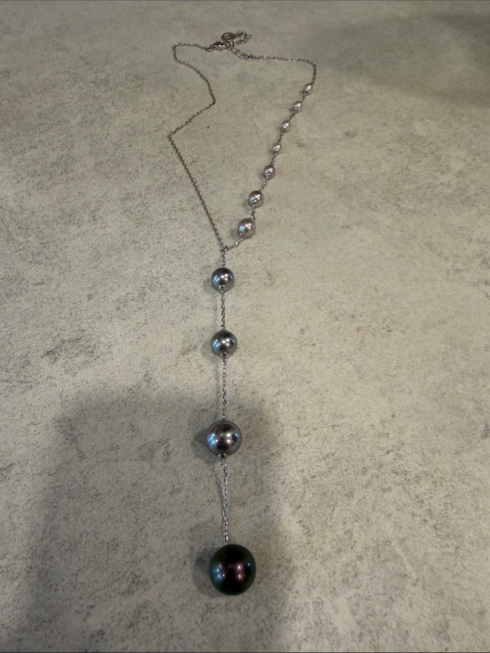 Iridescent Black & Silver Y-Necklace with Pearls